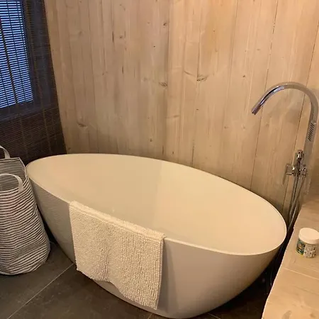 Elegante Vue 180 A 5 Min Luxe Et Confort Garantis 别墅 勒拉旺杜