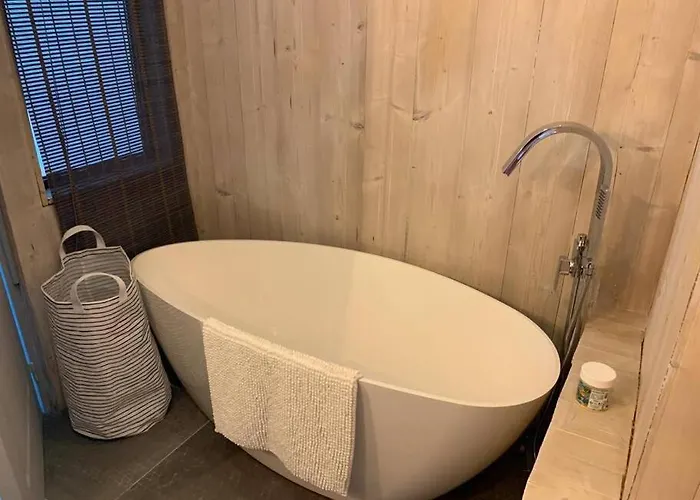 Elegante Vue 180 A 5 Min Luxe Et Confort Garantis Villa Le Lavandou